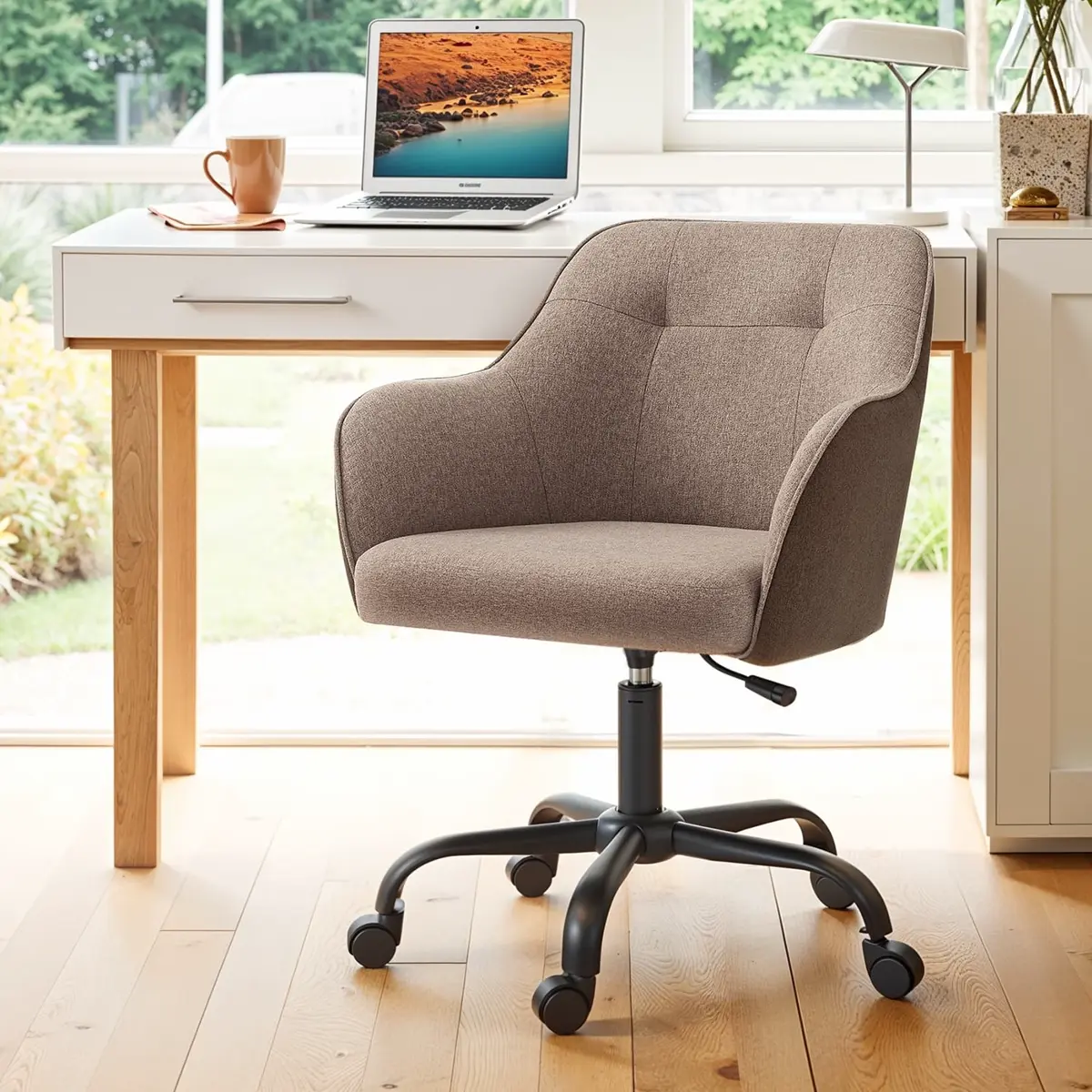 Desk Chair with Armrests, Loads 110 kg, for Home Office, Study, Bedroom, Adjustable Office Chair, Brown
